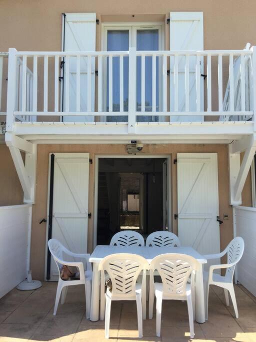 Апартаменты T3 En Duplex Avec Grande Piscine Англе Экстерьер фото