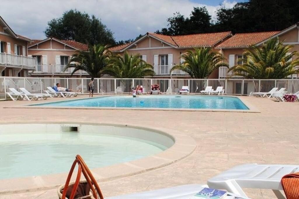 Апартаменты T3 En Duplex Avec Grande Piscine Англе Экстерьер фото