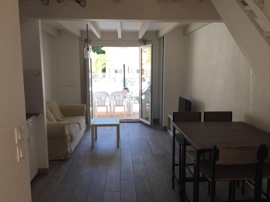 Апартаменты T3 En Duplex Avec Grande Piscine Англе Экстерьер фото